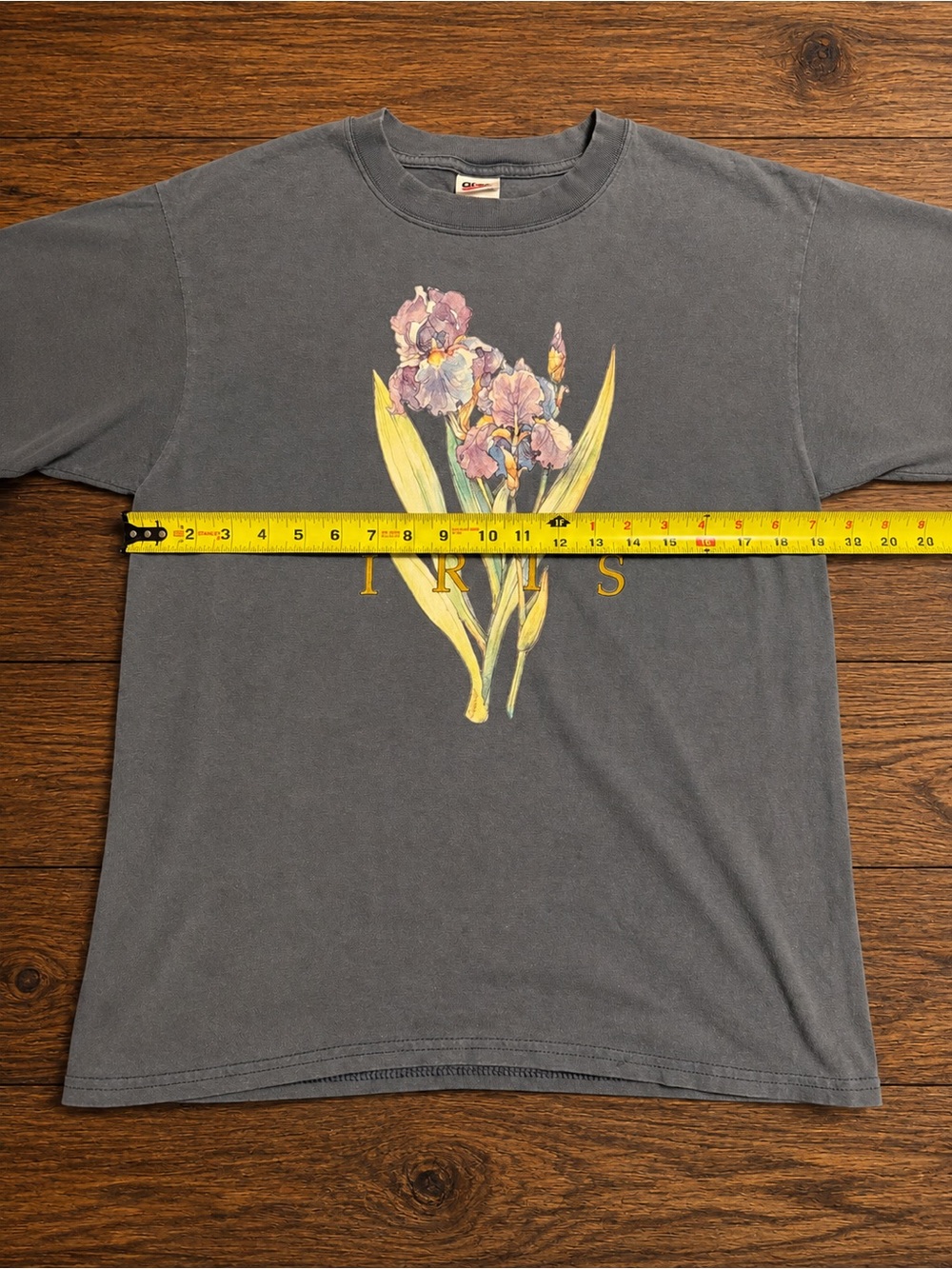 Vintage Anvil Iris Botanical Graphic T-Shirt | Floral Nature Tee - Picture 4 of 13